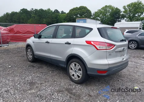 2015 Ford Escape S z USA, uszkodzony, nr VIN 1FMCU0F71FUA36525